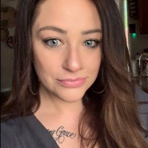 Meet your Posher, Mandy